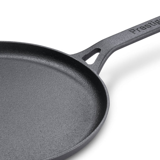 Prestige Cast Iron Pre-Seasoned Flat Tawa 28 cm | PR48885