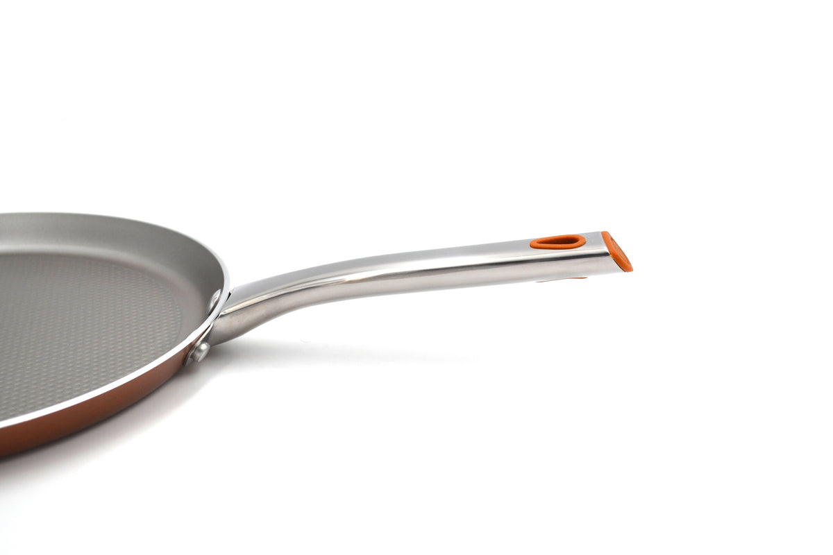 Prestige Ultra Non Stick Flat Tawa 29cm with Complimentary Pan Holder | Induction-Based Tawa for Roti and Dosa | Triple Layered Non-Stick Coated Tawa | PR22610
