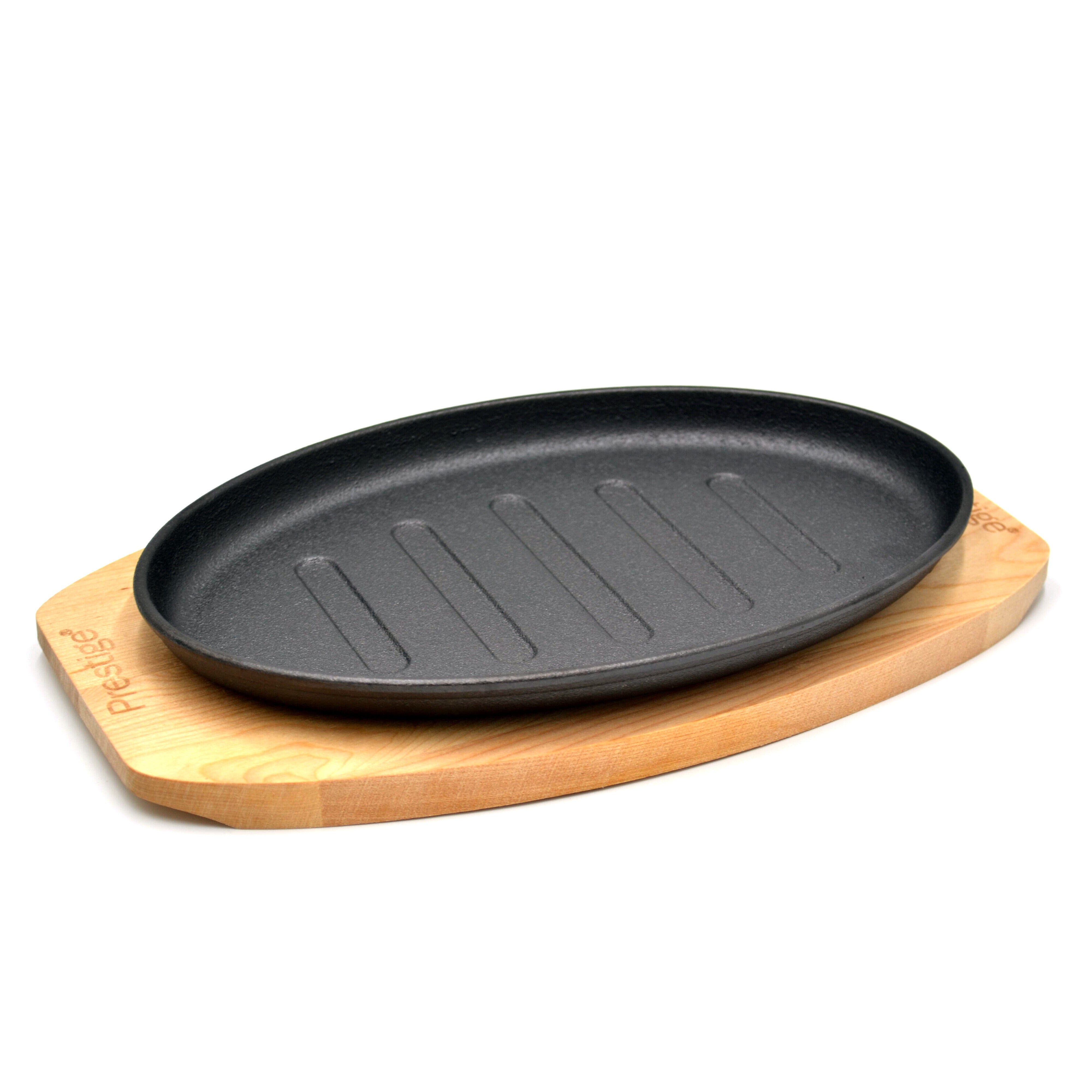Prestige Pre-Seasoned Cast Iron Sizzler Pan 26cm | Sizzling Steak Plate with Wooden Base | Premium and Durable Cast Iron Griddle | Black - PR50205